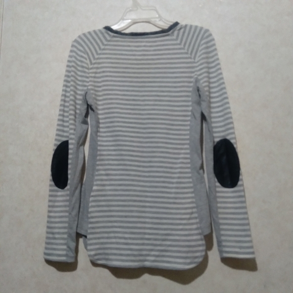 Marc New York size medium gray and white stripes sweater - Picture 4 of 10